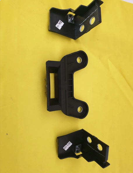 resimler/genel/Renault megan 4 ön tampon braketi takim sifir orjinal mais